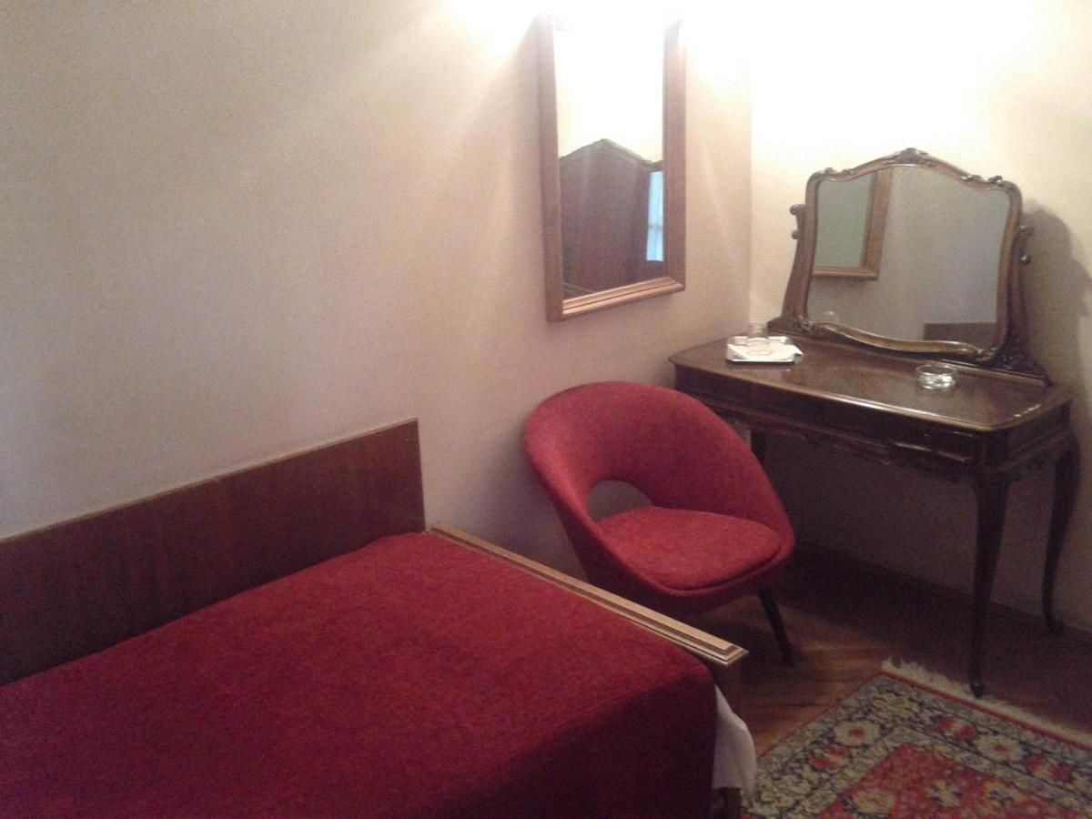 Отель Hotel Triumf Бухарест-25