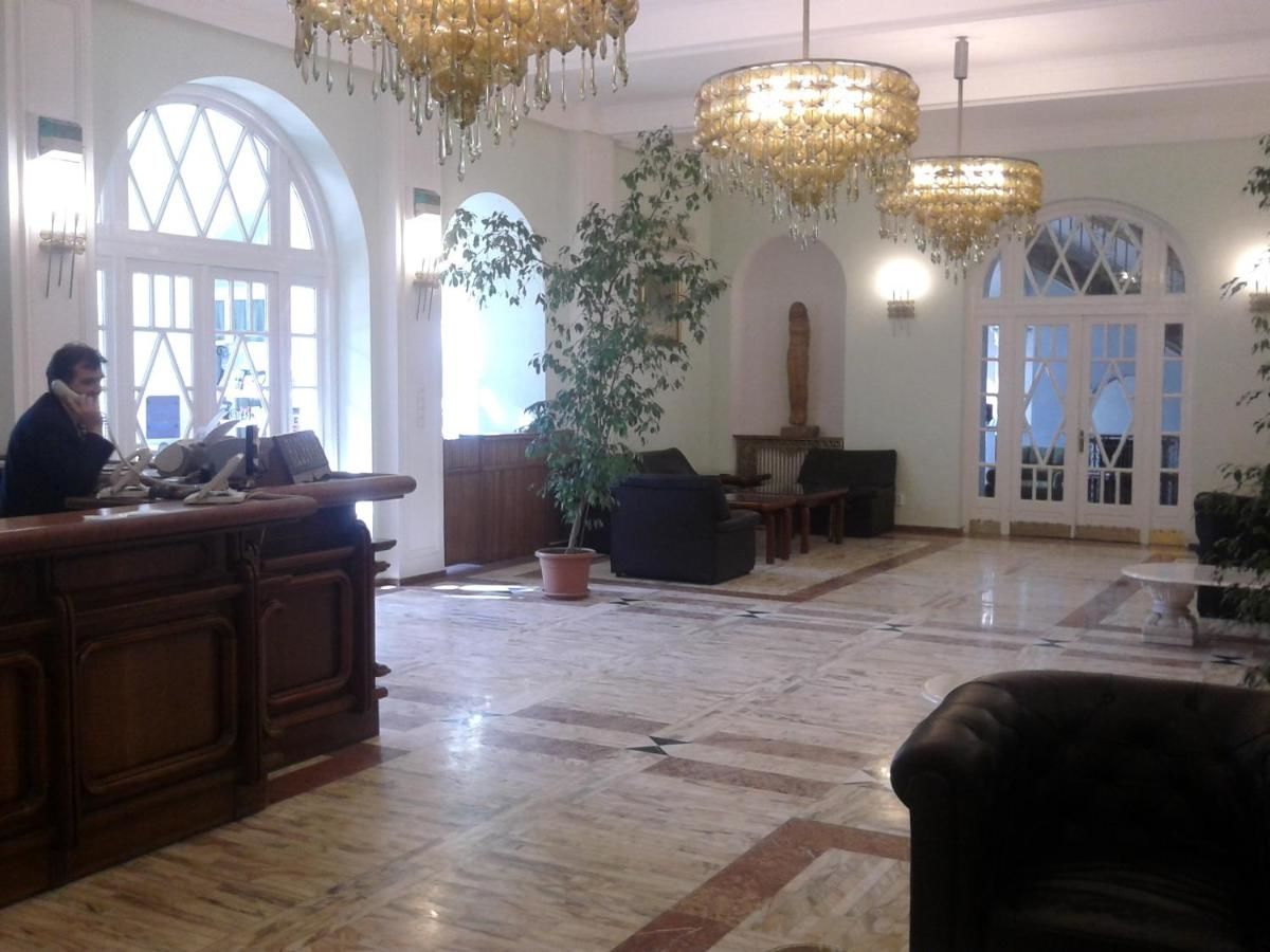 Отель Hotel Triumf Бухарест-35