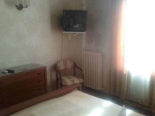 Отель Hotel Triumf Бухарест-12